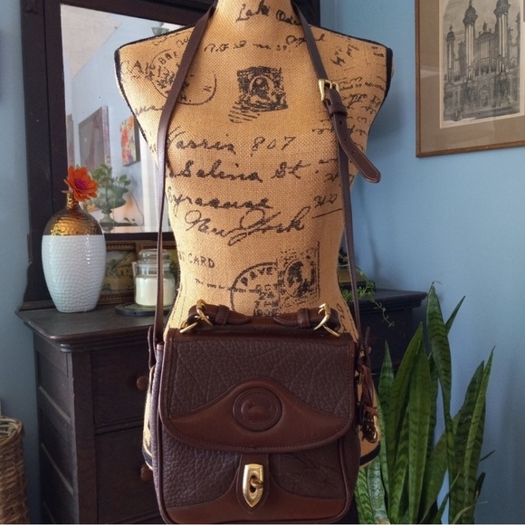Vintage Dooney & Bourke All Weather Leather Brown Pebbled Crossbody Purse - Picture 13 of 13
